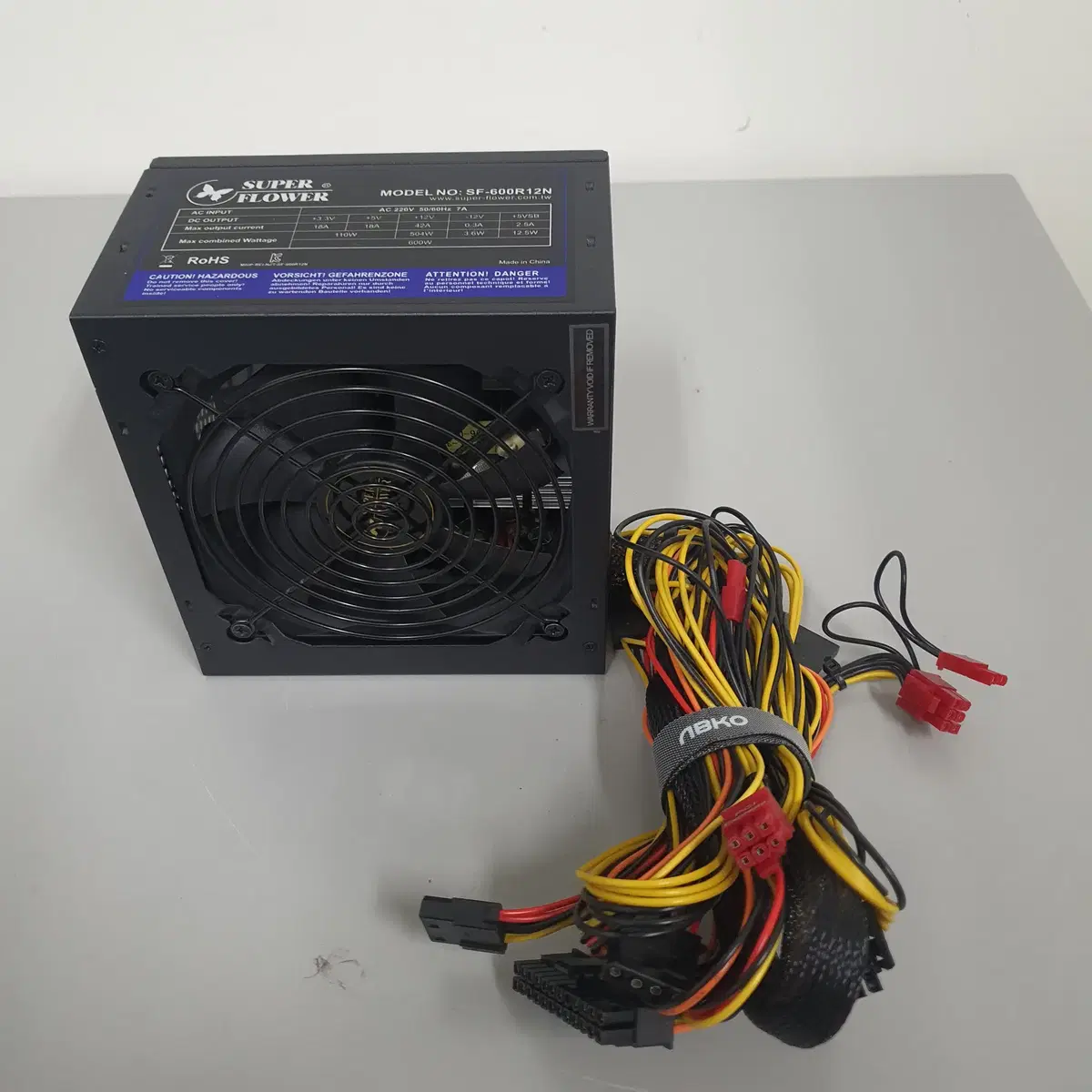 [무료배송] 중고 슈퍼플라워 SF-600R12N 정격 600W 파워